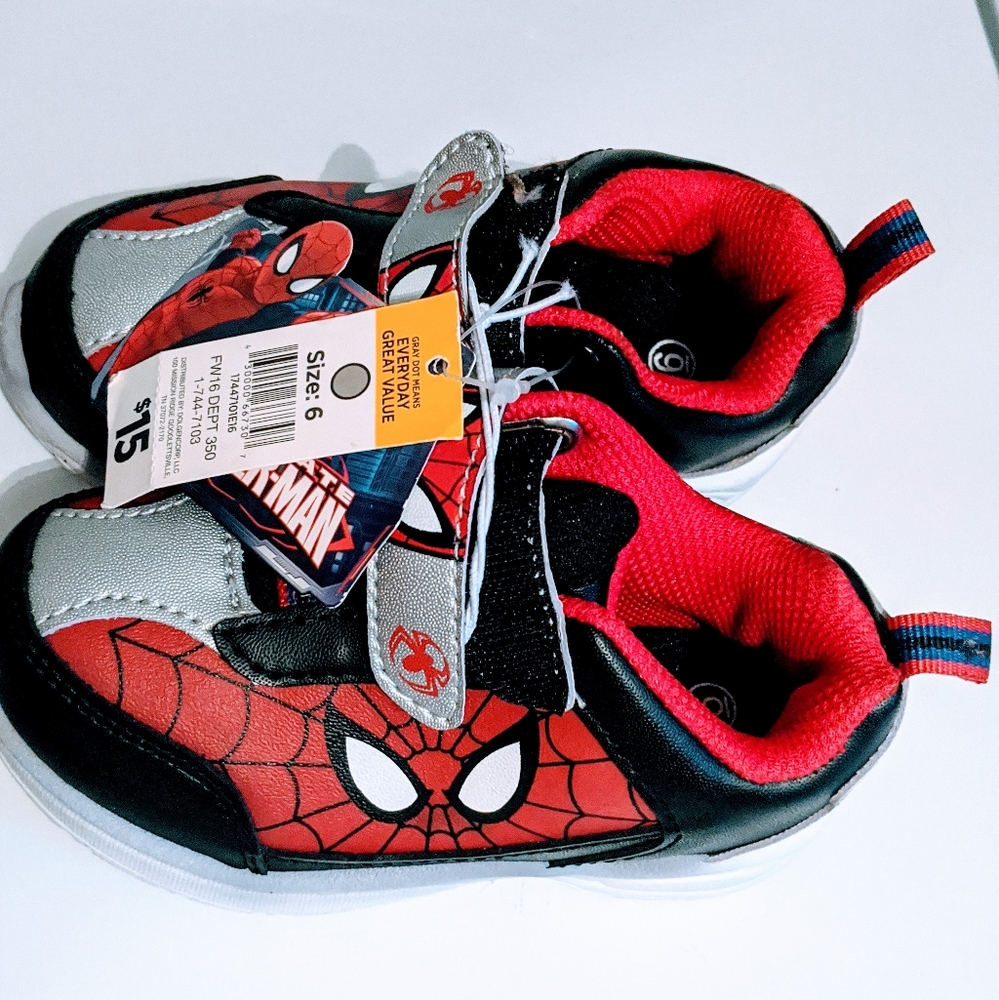 Toddler Spiderman sneakers
